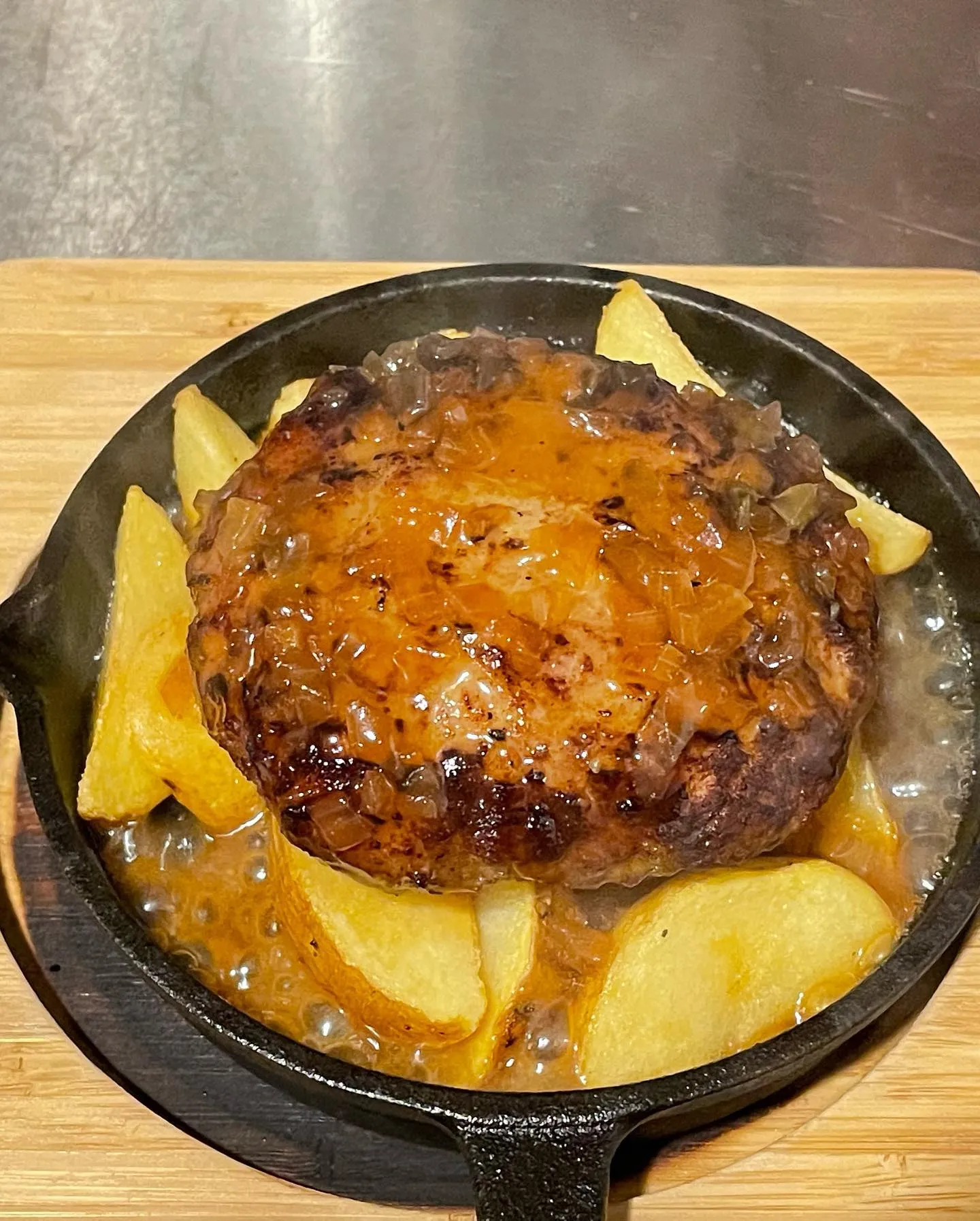 2023/09/06 鉄板焼きハンバーグ残りわずか！！