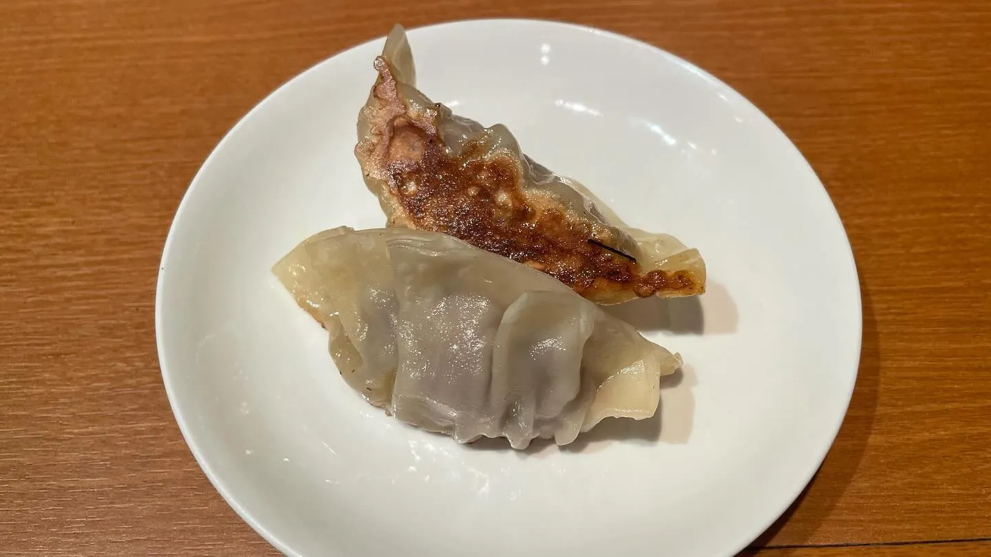 2024/01/25 贅沢餃子試作中！！フォアグラ餃子com...